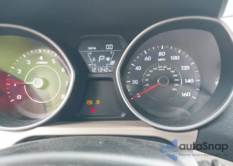 2016 Hyundai Elantra Se z USA, uszkodzony, nr VIN 5NPDH4AE0GH654389